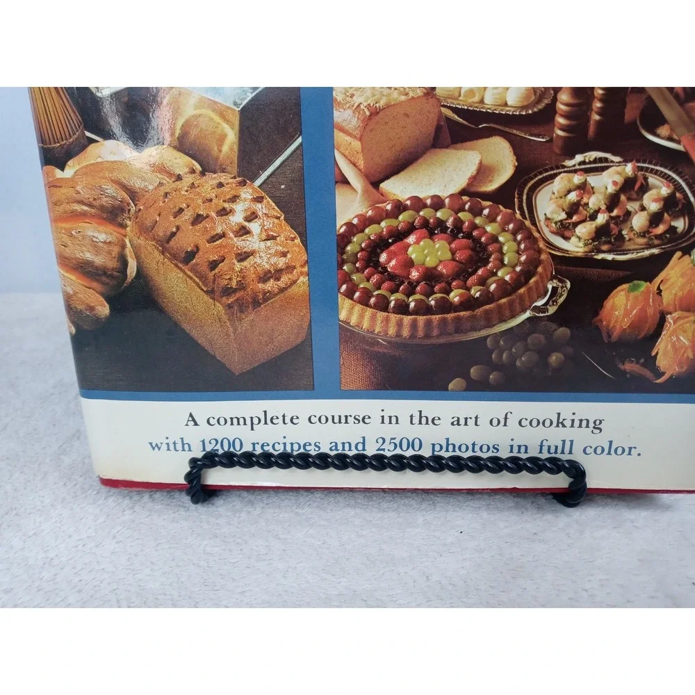 Vintage Creative Cooking Course Charlotte Turgeon Larousse‎ Gastronomique HC DJ
